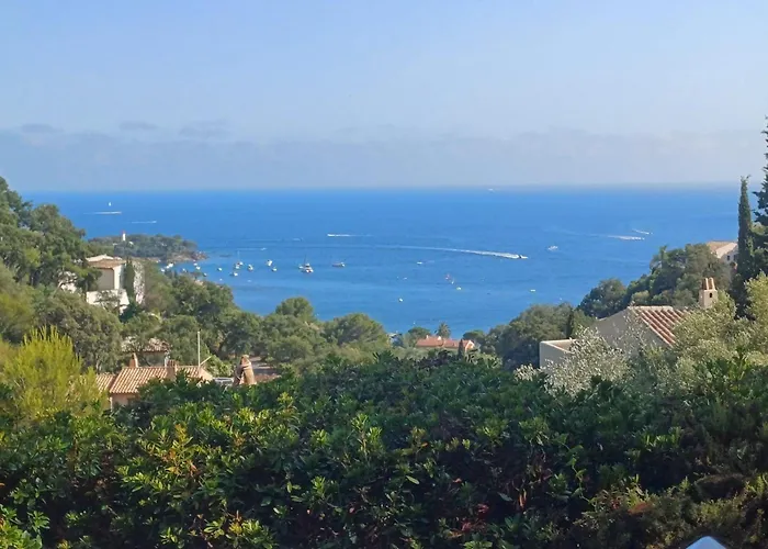 Family In Wooded Estate Near The Sea * Saint-Raphaël