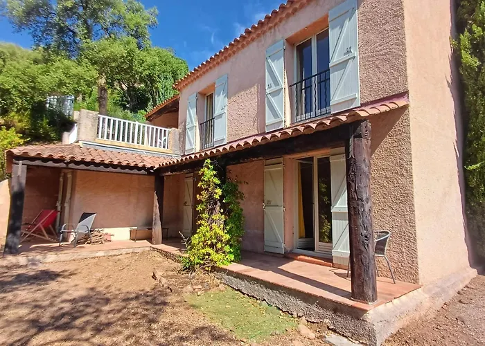 Ferienhaus Family In Wooded Estate Near The Sea *