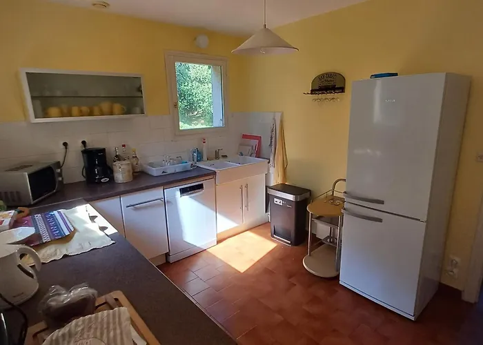 Ferienhaus Family In Wooded Estate Near The Sea Saint-Raphaël